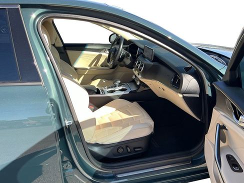 Used 2023 Kia Stinger GT2 image 22