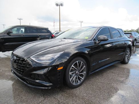Used 2022 Hyundai Sonata Limited FWD image 3
