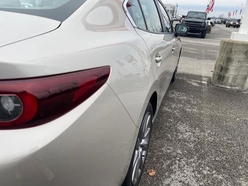 Used 2025 MAZDA MAZDA3 s image 20