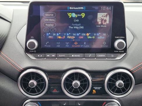 Certified 2024 Nissan Sentra SR FWD image 13