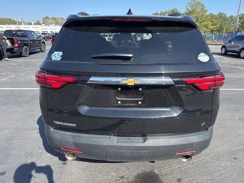 Used 2023 Chevrolet Traverse LT image 4
