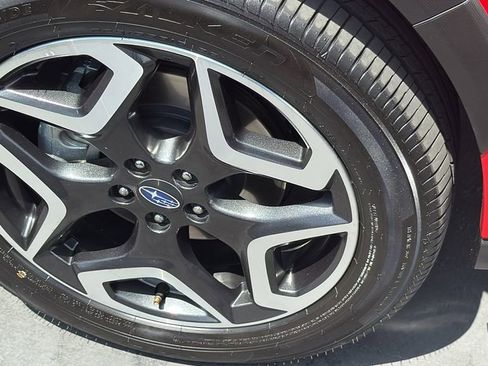 Used 2020 Subaru Crosstrek 2.0i Limited w/ Moonroof Package w/Navigation AWD/4WD image 10