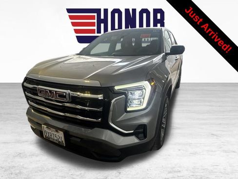 Used 2025 GMC Terrain Elevation AWD/4WD image 4