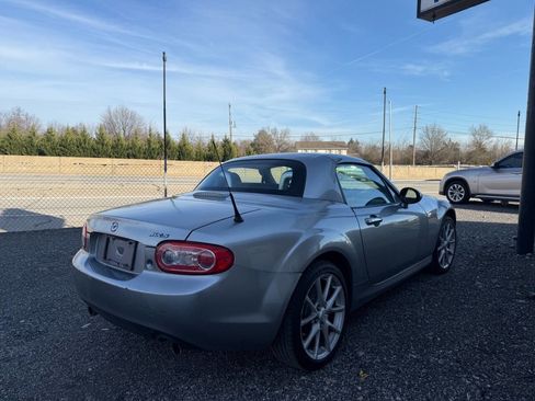 Used 2011 MAZDA MX-5 Miata Grand Touring image 9