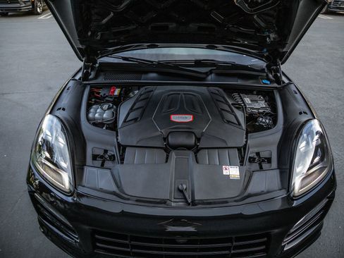 Certified 2023 Porsche Cayenne GTS image 22