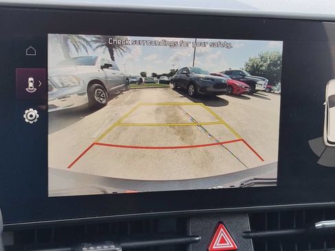 Used 2023 Kia Sportage EX FWD image 35