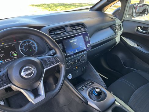 Certified 2023 Nissan Leaf S image 17
