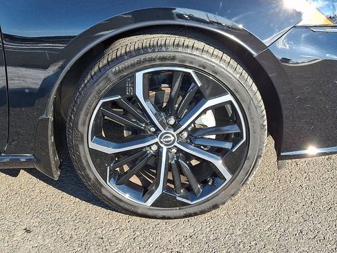 Certified 2024 Nissan Altima 2.5 SR w/ SR Premium Package image 8