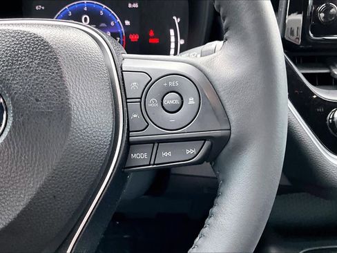 Used 2026 Toyota Corolla SE image 25