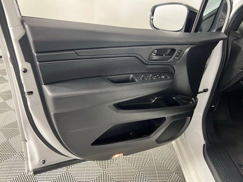 Used 2024 Honda Odyssey Sport image 25