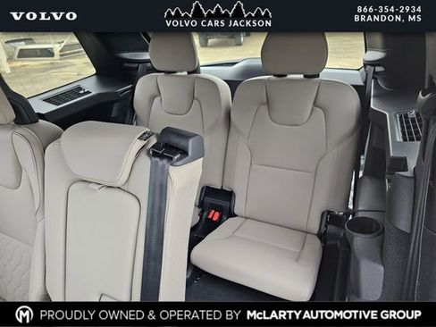 New 2026 Volvo XC90 T8 Plus w/ Protection Package Premier image 18