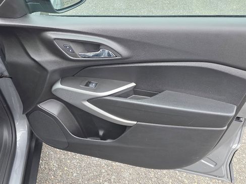 Certified 2024 Chevrolet Trax LS w/ Driver Confidence Package image 19