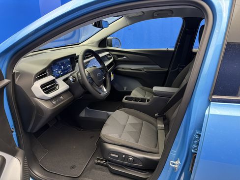 New 2027 Chevrolet Bolt LT w/ Comfort Package FWD image 13