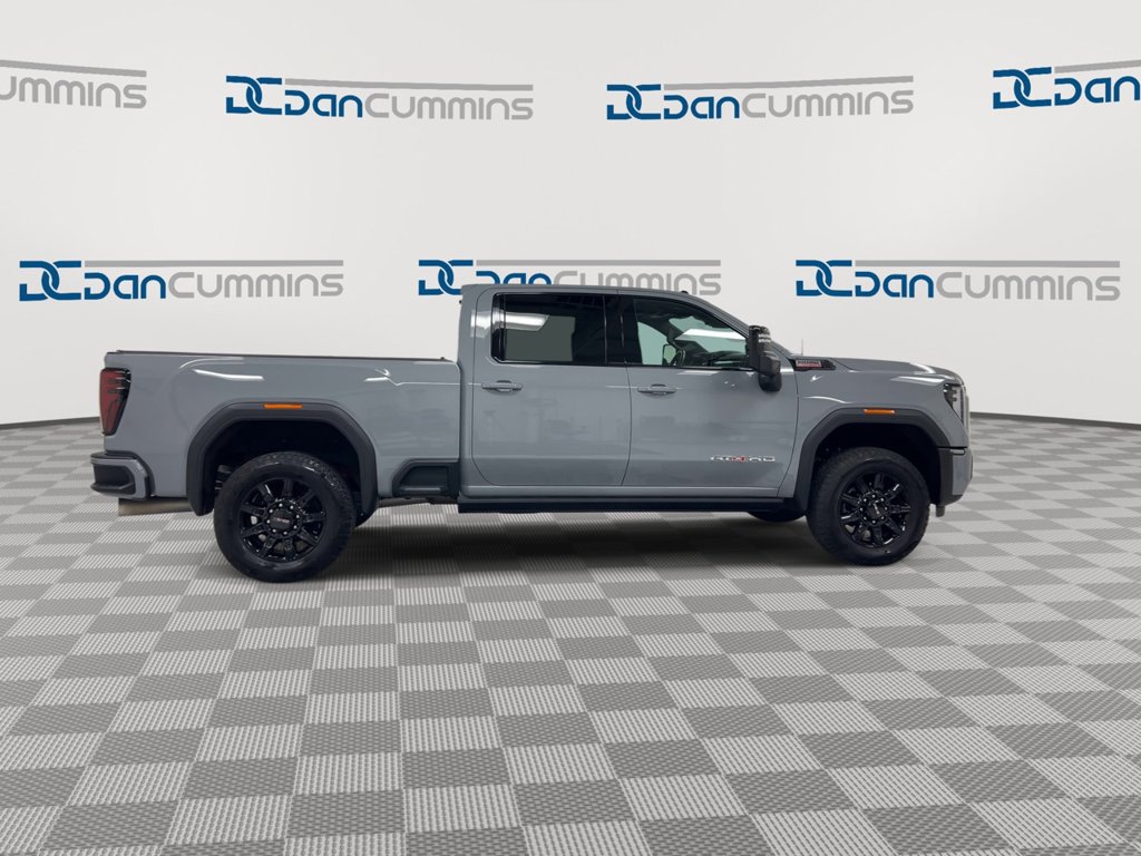 Used 2024 GMC Sierra 2500 AT4 w/ AT4 Premium Plus Package AWD/4WD image 9