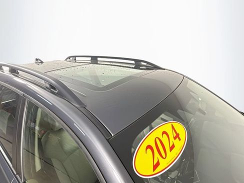 Used 2024 Subaru Forester Premium AWD/4WD image 40