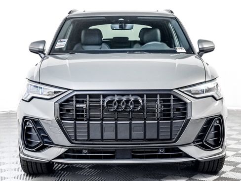New 2025 Audi Q3 2.0T Premium image 9