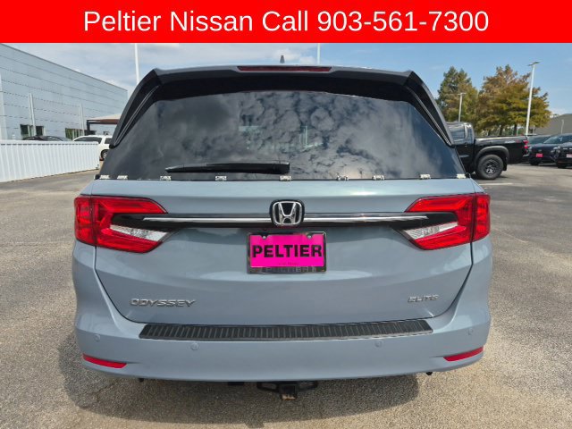Used 2023 Honda Odyssey Elite image 4