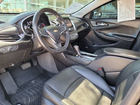 Used 2020 Chevrolet Malibu Premier FWD image 11