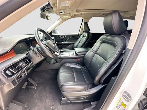 Used 2022 Lincoln Aviator Reserve w/ Equipment Group 201A image 22