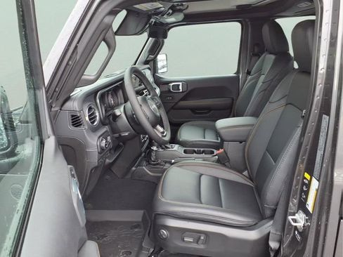 New 2026 Jeep Gladiator Mojave AWD/4WD image 14