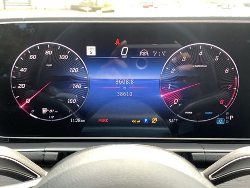 Used 2024 Mercedes-Benz GLE 350 4MATIC image 21