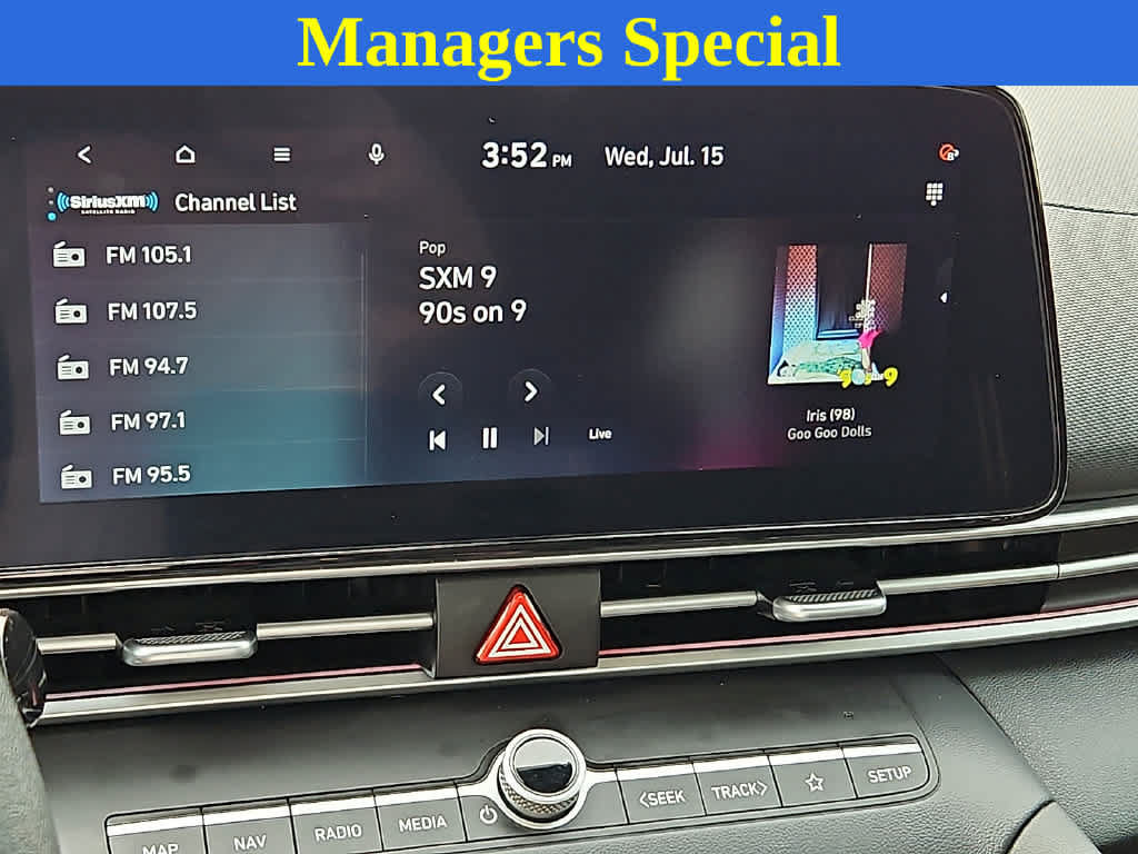 Used 2024 Hyundai Elantra SEL FWD image 16