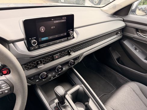 Used 2024 Honda Accord EX image 15