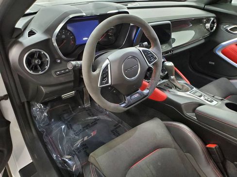 Used 2021 Chevrolet Camaro ZL1 w/ LPO, ZL1 Protection Package RWD image 10