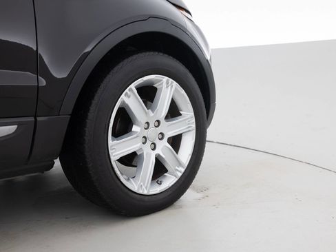 Used 2015 Land Rover Range Rover Evoque Pure Plus image 18