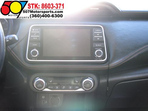 Used 2019 Nissan Kicks SR w/ SR Premium Package image 19