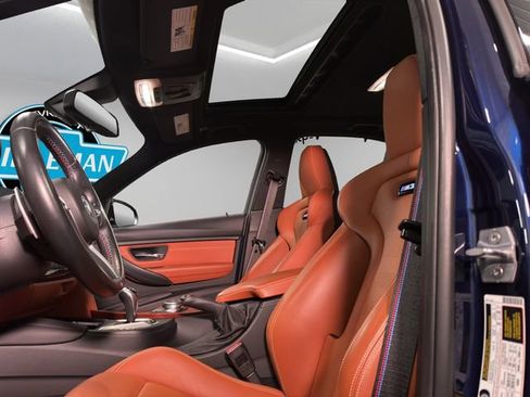 Used 2018 BMW M3 Competition image 11