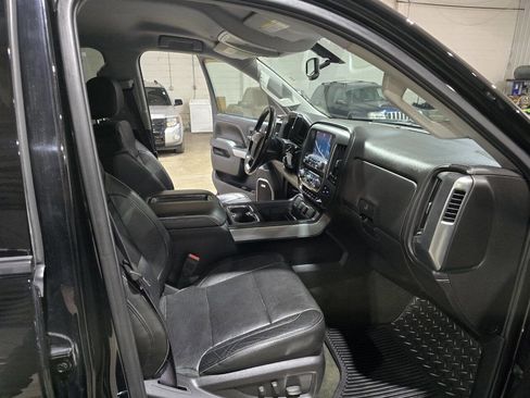 Used 2015 Chevrolet Silverado 2500 LTZ w/ Duramax Plus Package image 39
