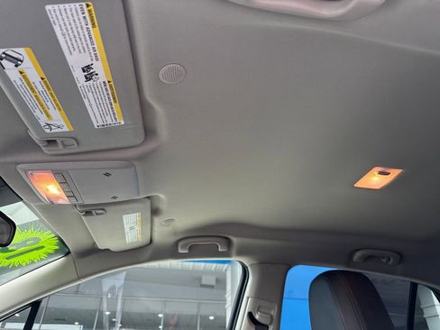 Used 2018 Buick Encore Preferred image 24