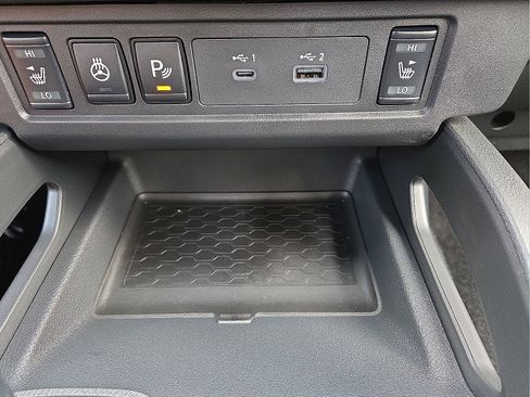 New 2026 Nissan Frontier SV w/ All-Weather Content Package AWD/4WD image 19