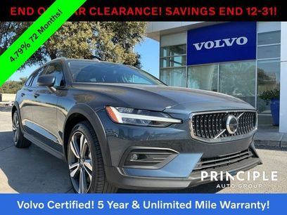 Certified 2025 Volvo V60 B5 Cross Country Plus