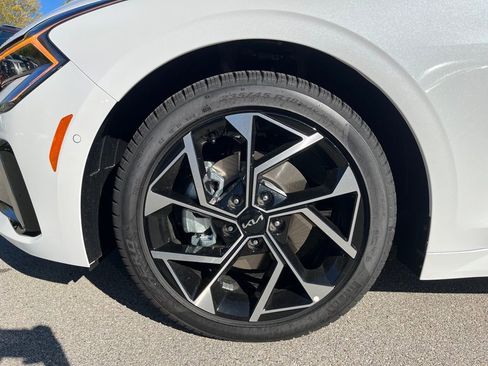 New 2026 Kia K5 EX image 8
