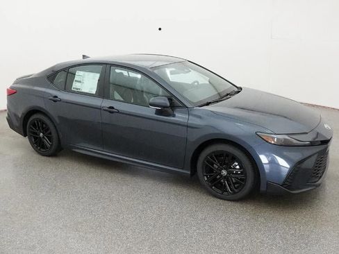 New 2026 Toyota Camry SE image 12