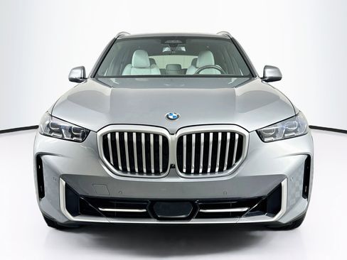 Used 2025 BMW X5 sDrive40i RWD image 2