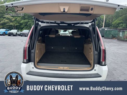 Used 2020 Cadillac Escalade ESV Platinum AWD/4WD image 35
