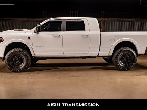 Used 2023 RAM 3500 Limited image 6