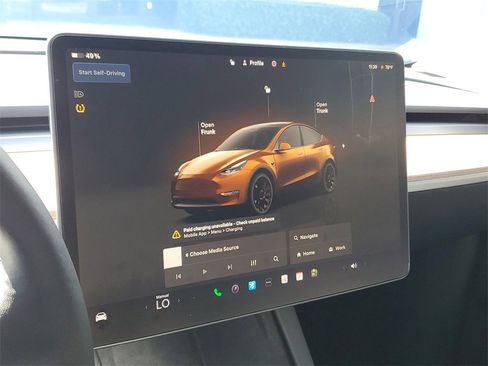 Used 2024 Tesla Model Y Performance image 24