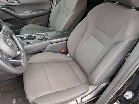 Used 2024 Nissan Rogue S AWD/4WD image 32
