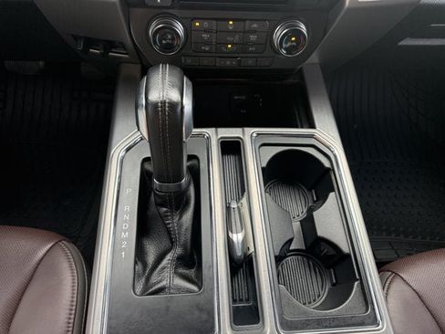 Used 2015 Ford F150 Platinum w/ Max Trailer Tow Package AWD/4WD image 21