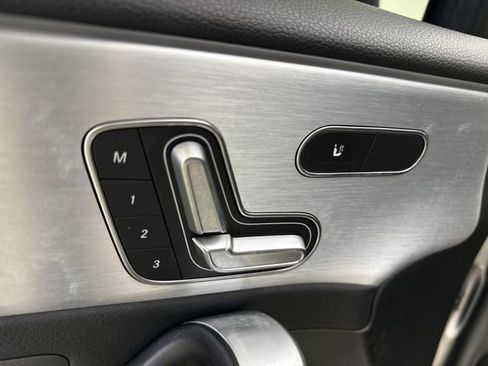 Used 2019 Mercedes-Benz A 220 image 22