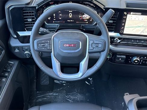 New 2026 GMC Sierra 1500 SLT w/ Max Trailering Package image 16