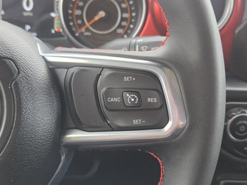 Used 2023 Jeep Gladiator Rubicon w/ LED Lighting Group AWD/4WD image 19