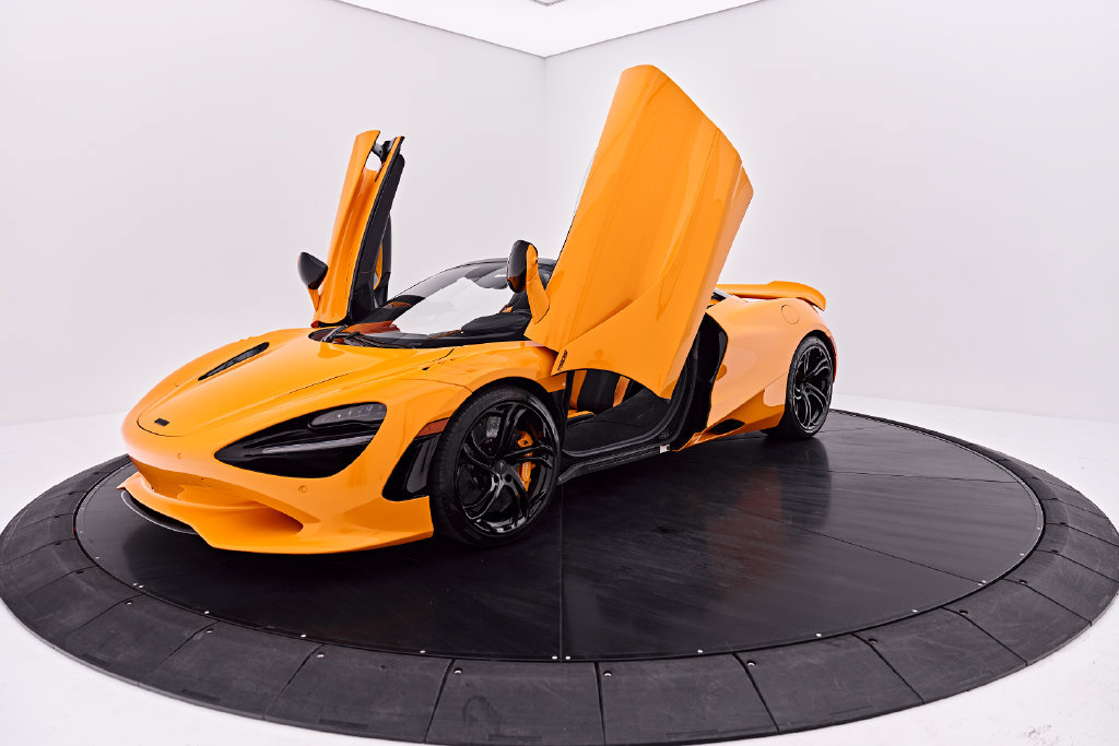 Used 2025 McLaren 750S Spider RWD image 25