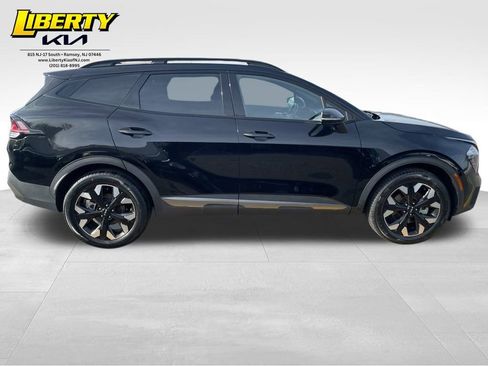 Used 2023 Kia Sportage X-Line w/ X-Line Premium Package image 8