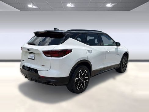 Certified 2023 Chevrolet Blazer RS w/ Driver Confidence II Package FWD image 9
