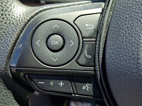 Used 2019 Toyota RAV4 LE w/ All Weather Liner Package AWD/4WD image 21